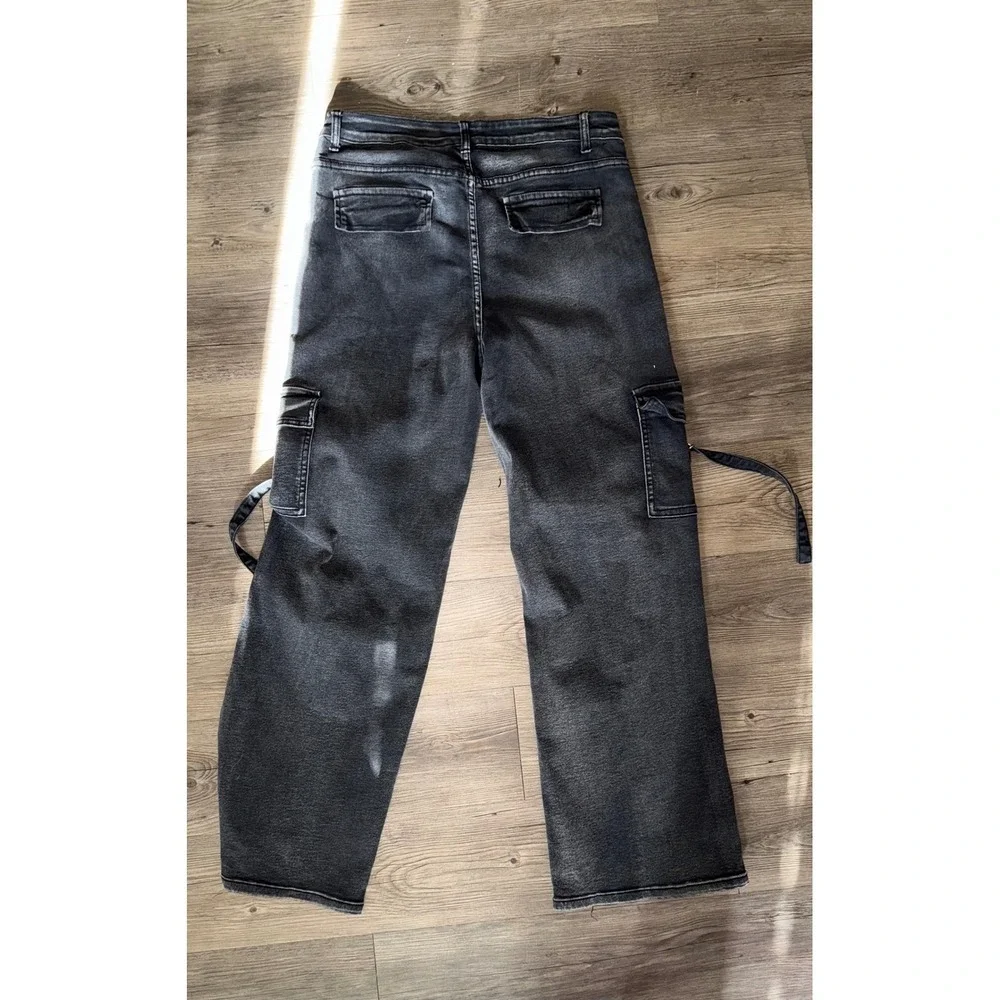 VIP Jeans Womens Wide Leg Cargo Pants Faded Black High Rise Strappy Size 15/32